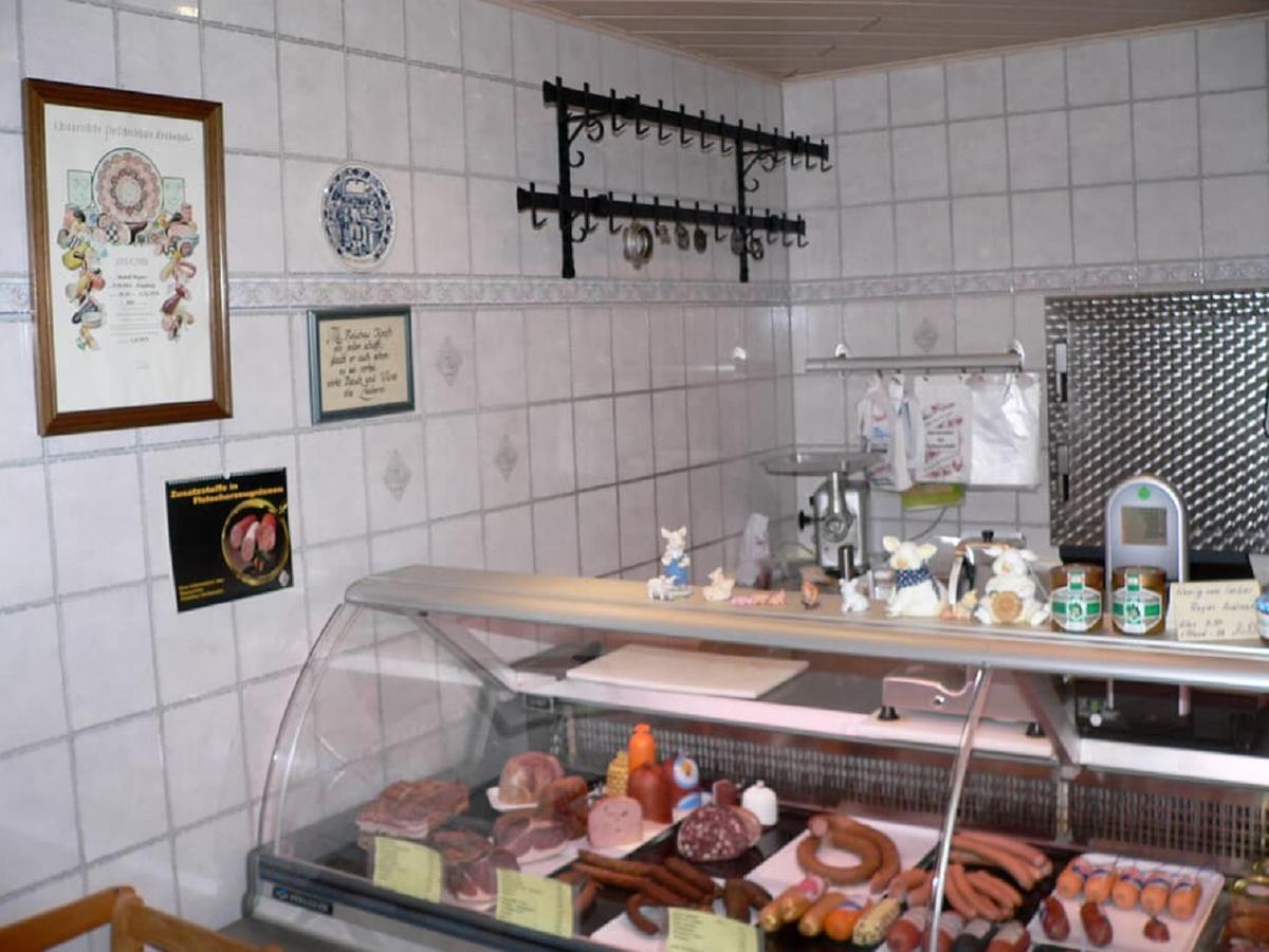 Landgasthof Zum Schloss 비르그란트 외부 사진